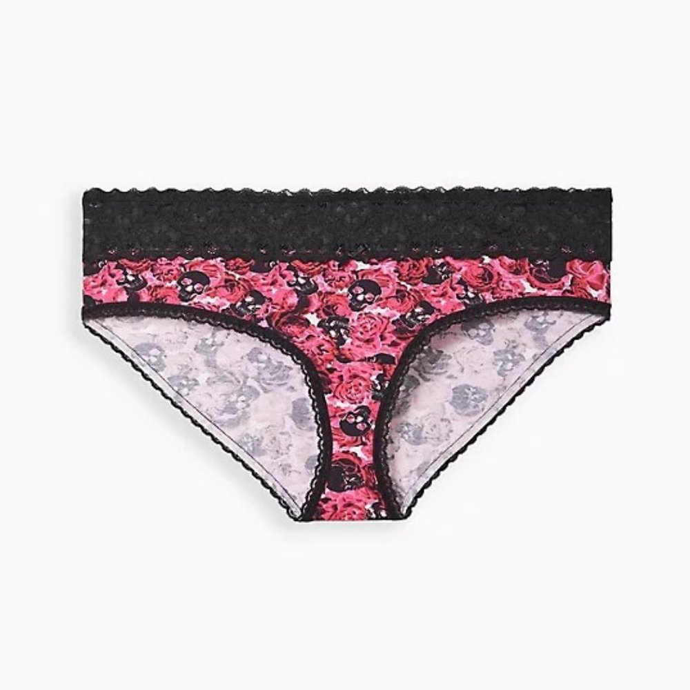 Torrid WIDE LACE TRIM HIPSTER PANTY - COTTON ROSE & SKULL - Picture 1 of 3
